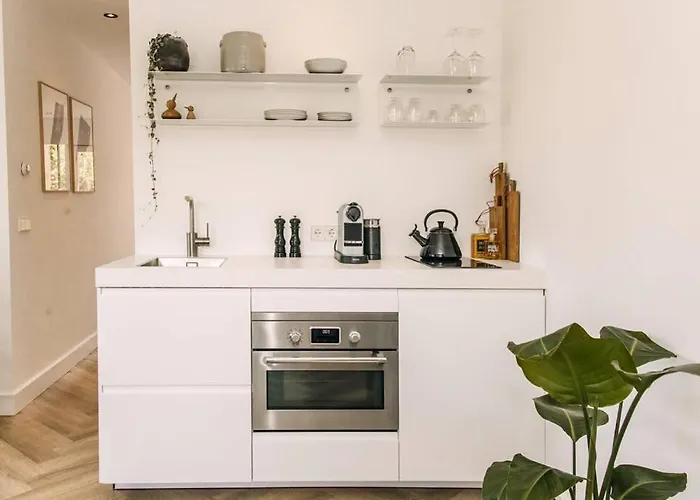 The Pine Tree House *