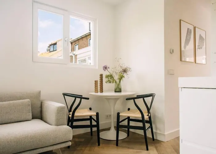 The Pine Tree House Vakantiehuis Zandvoort